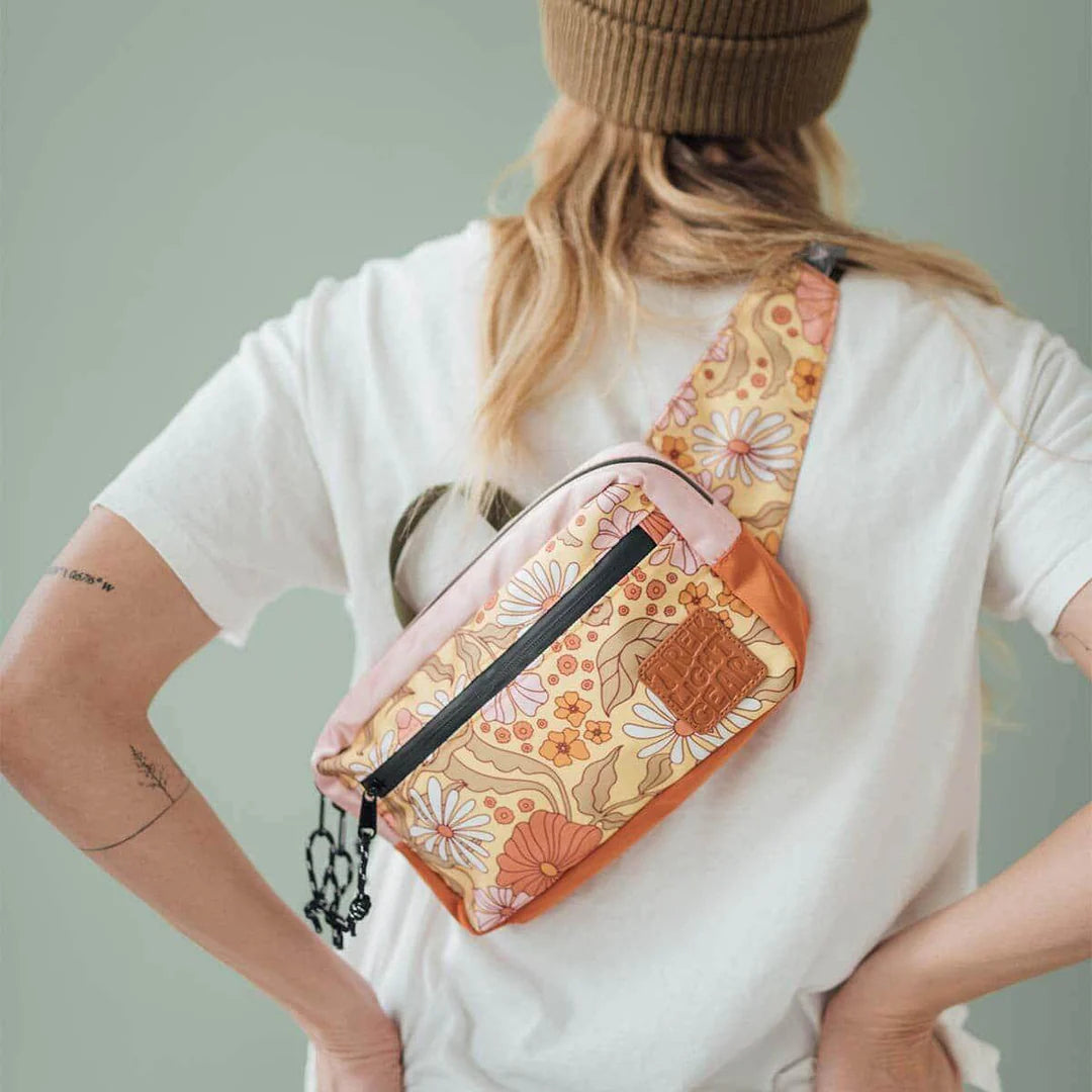 Trek Light Everyday Fanny Pack Floral