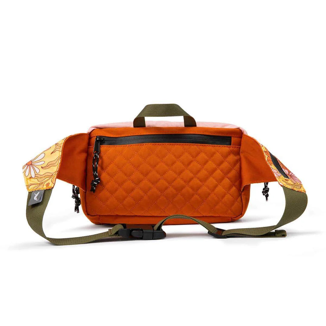 Trek Light Everyday Fanny Pack Floral